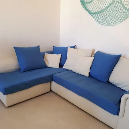 Dimora Acquamarina * פולינאנו א מארה